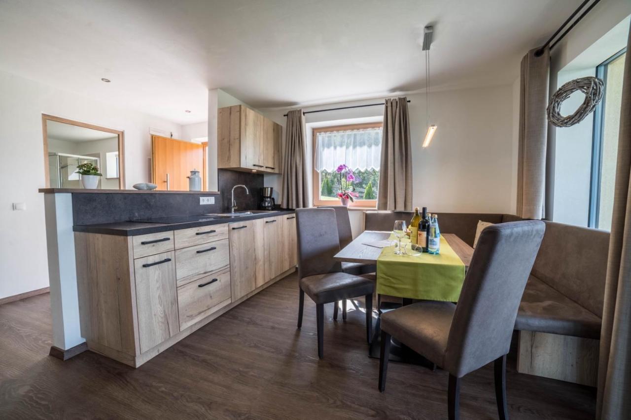 מלטינה Gasserhof Chalets מראה חיצוני תמונה